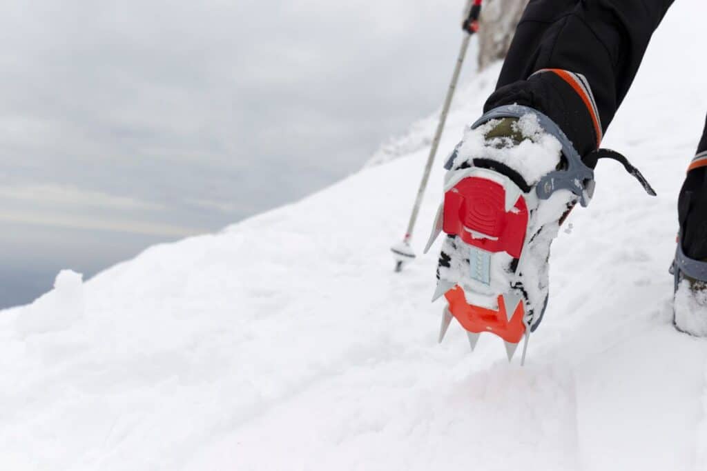 Ramponi per camminare sulla neve fresca